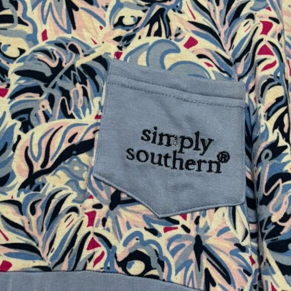 Simply Southern Long Sleeve Graphic Top – Blue Floral Print, Size XL - Picture 4 of 5